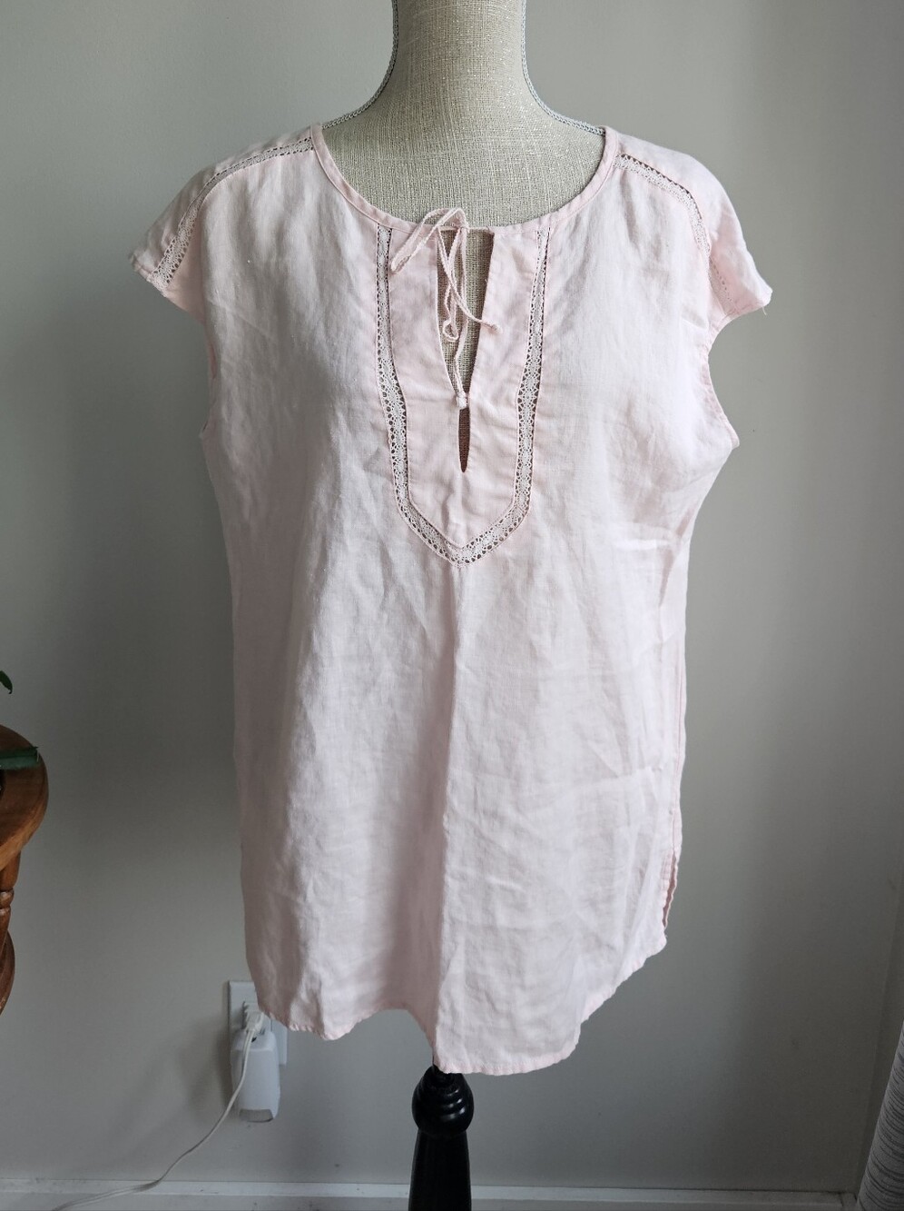 Ellen Tracy Light Pink Linen Tie-Neck Cap Sleeve Tunic